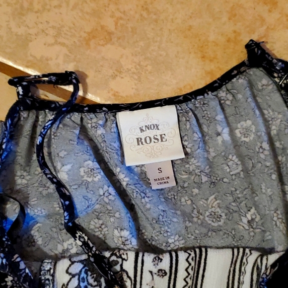 Flowy Tanktop - Picture 3 of 3